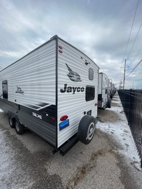 2022 Jayco Jay Flight SLX Towable trailer in Wichita Falls