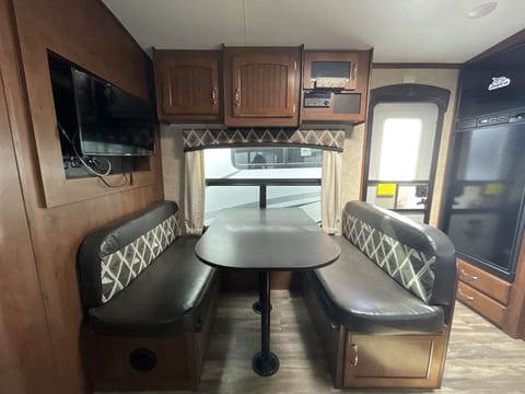 2017 Jayco White Hawk Towable trailer in Searcy