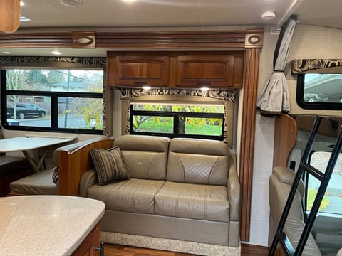 2017 Jayco Greyhawk 26Y Véhicule routier in University Place