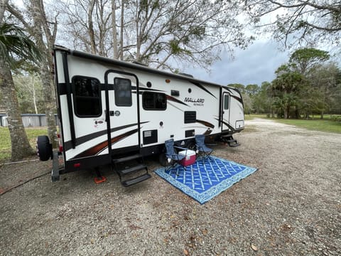 2018 Heartland RVs Mallard M27 - (GOOFY) Towable trailer in Port Orange