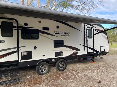 2018 Heartland RVs Mallard M27 - (GOOFY) Towable trailer in Port Orange