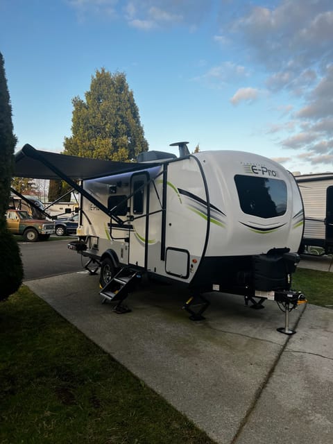 GROVER - New High Quality Flagstaff E-Pro 19BH Towable trailer in Surrey