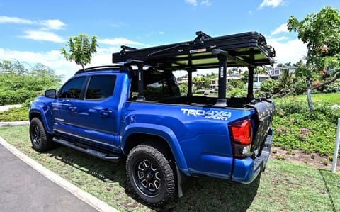ULTIMATE MAUI ADVENTURE CAMPING TRUCK (with style!) Drivable vehicle in Kula