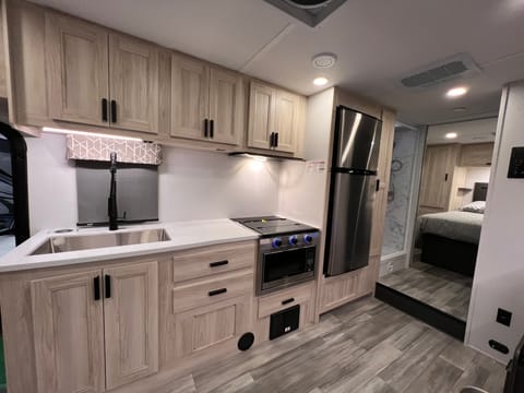 2024 Forest River Sunseeker 2850 LE (35S) Drivable vehicle in Milwaukie