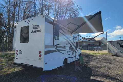 2021 Jayco Melbourne 24-L Air-conditioned Motor Home Fahrzeug in Beaverton