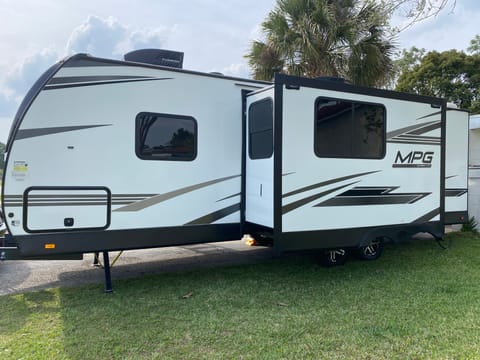 2021 Clean Family Friendly Cruiser Towable trailer in Palm Coast