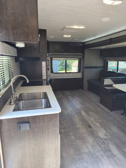 2020 Heartland RVs Pioneer Remorque tractable in Coon Rapids