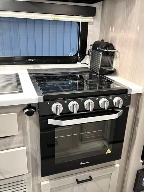 NEW 2023 Rockwood Geo Pro 19BH Towable trailer in Richmond