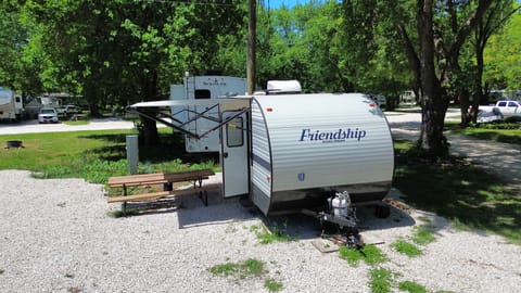 2021 Gulf Stream Ameri-Lite Super Lite Towable trailer in Bolingbrook