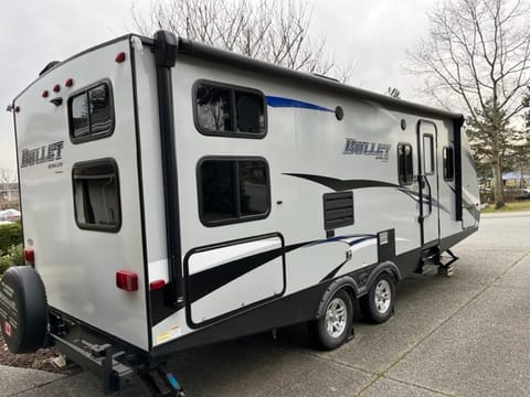 2019 Keystone RV Bullet Ultra Lite Towable trailer in Port Coquitlam