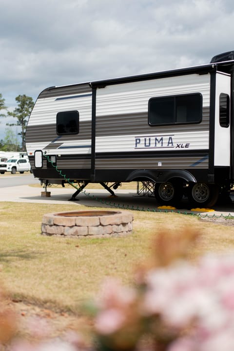 Netrual Doodle Towable trailer in Carolina Forest