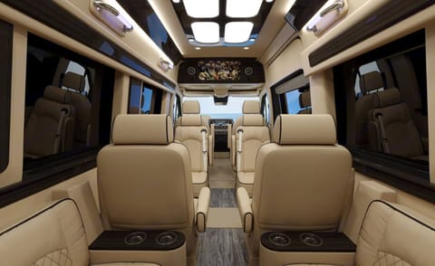 Luxury/Business 2024 SPRINTER! BEST SPRINTER IN OUTDOORSY Fahrzeug in Fullerton