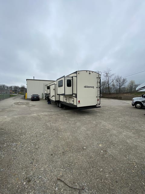 2020 Forest River Salem Hemisphere 372RD Towable trailer in Kettering