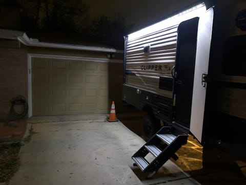 2022 Forest River Coachmen RV Clipper Ultra-Lite 17BH Towable trailer in Leon Valley