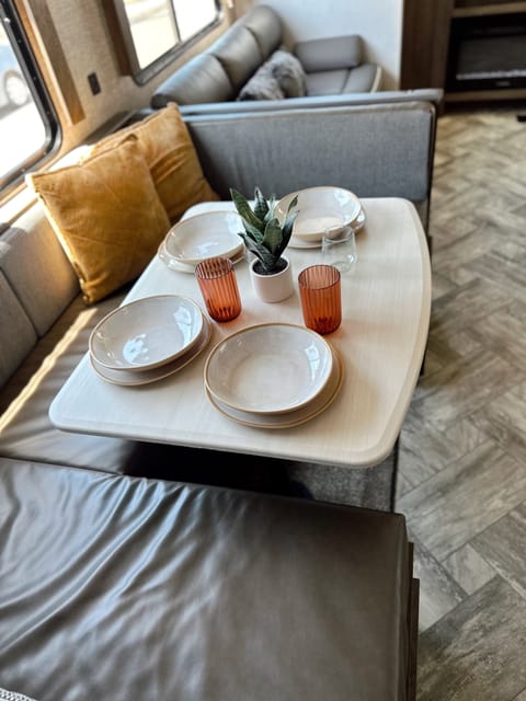 the road to maluhia. Towable trailer in Temecula