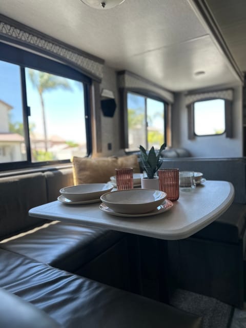 the road to maluhia. Towable trailer in Temecula