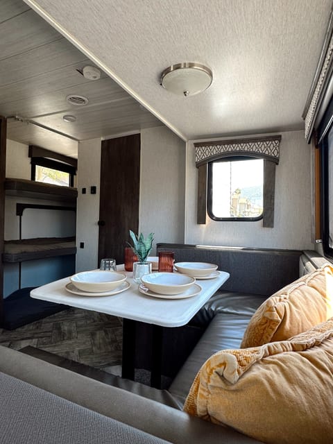 the road to maluhia. Towable trailer in Temecula