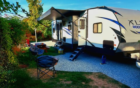 Your RV Home Away From Home *Delivery only* Ziehbarer Anhänger in Kelowna