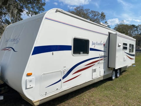 29 ft RV front view