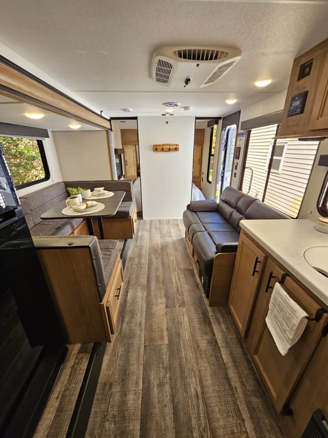 **BRAND NEW** 2023 Forest River Cherokee Wolf Pup Travel Trailer Bunkhouse Rimorchio trainabile in Mandeville