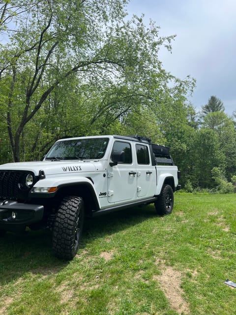 2023 Jeep Gladiator Overlander "BAXTER" RV in Westbrook