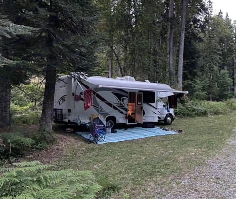 2022 Thor Chateau Drivable vehicle in Vancouver