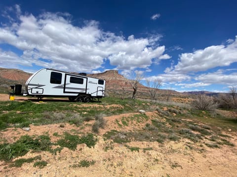 2022 Winnebago Micro Minnie 2306 BHS Towable trailer in Zion National Park