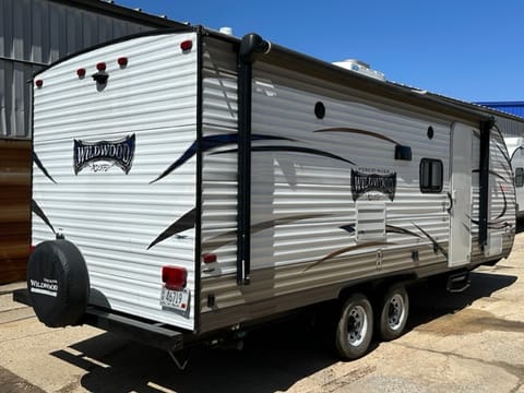 2018 Wildwood X-Lite 230BHXL Towable trailer in Janesville