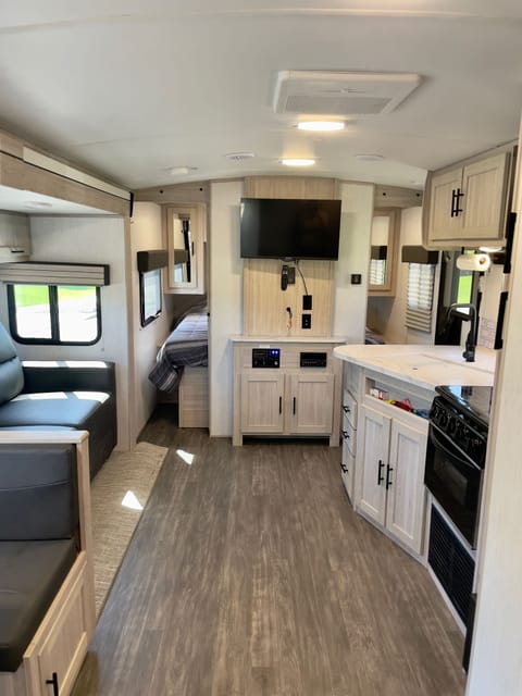 2023 Shadow Cruiser Family Size Travel Trailer - boasting a spacious Bunk H Towable trailer in Albany