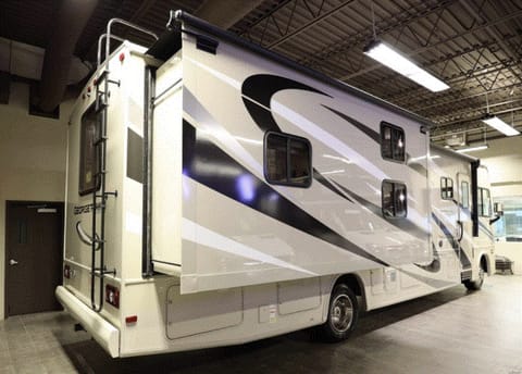 Perfect Family Aventure! Fully Equiped Class A Bunkhouse Georgetown Drivable vehicle in Lakeland