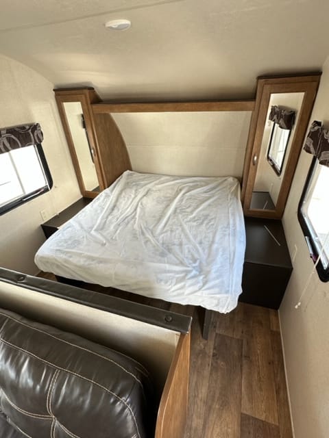 2018 Salem Cruise Lite 261BHXL (4798) Towable trailer in Door County