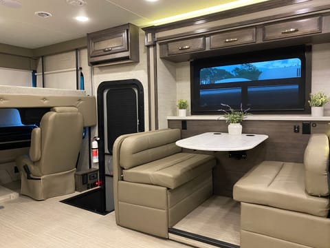 2021 Jayco Precept Drivable vehicle in Piscataway