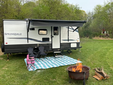 2021 Springdale 1800BH “The Little bunkhouse” Towable trailer in Catoctin