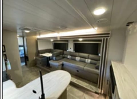 2023 Salem Cruise Lite 273 Q B X L Towable trailer in Temecula