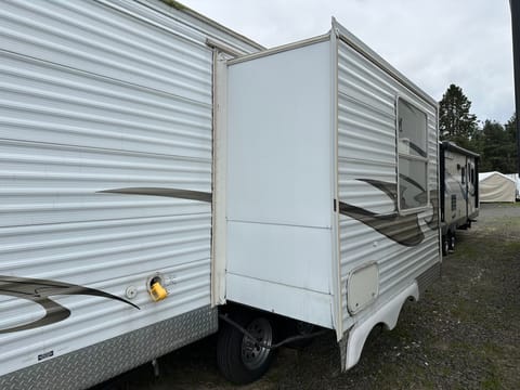2007 Nomad Limited 272, ready for your next adventure Towable trailer in Dundee