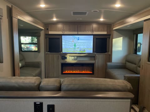 2022 Grand Design Imagine Towable trailer in San Antonio