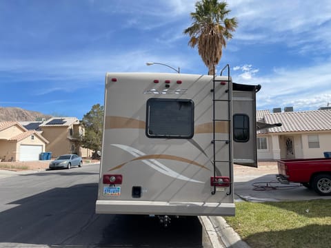 2014 Thor Ace Drivable vehicle in North Las Vegas