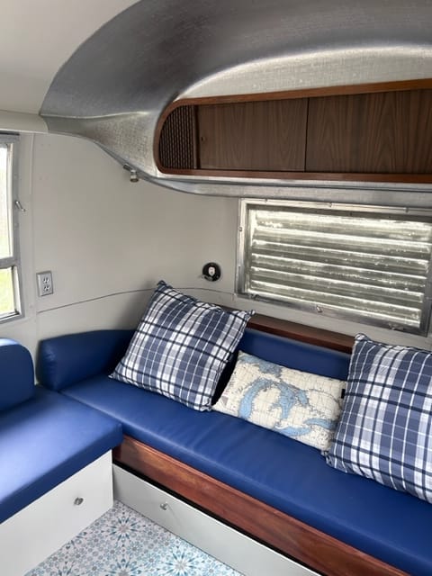 1968 Airstream Ambassador Towable trailer in Auburn Hills