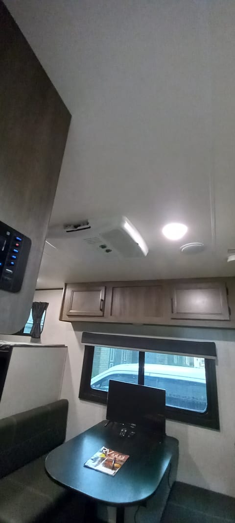 2023 Starcraft Autumn Ridge Towable trailer in San Antonio