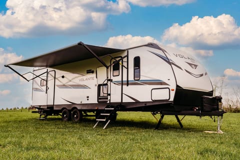 2023 Crossroads Volante Towable trailer in Shelbyville