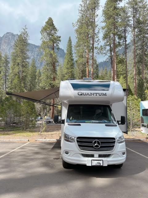 2023 Luxury Mercedes RV Thor Quantum 24ft Drivable vehicle in Campbell