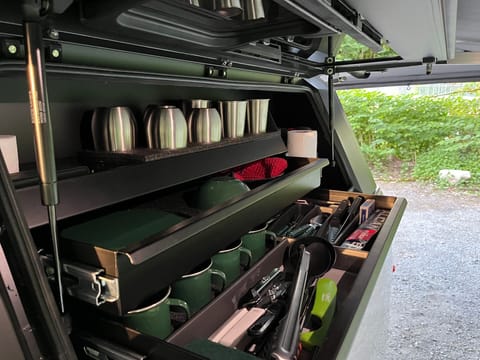 Northirn Toyota Tundra 1 or 2 Roof Tent Drivable vehicle in Vancouver