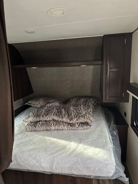 Queen camper bed