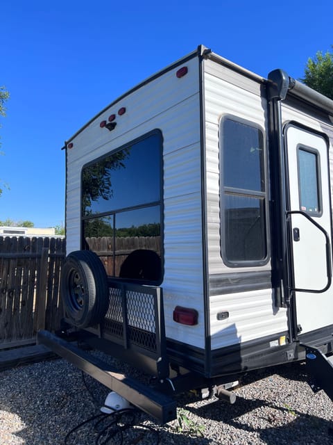 Adventurist RL250 Pioneer Towable trailer in Los Ranchos