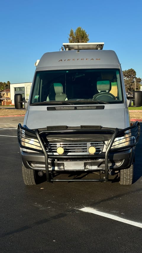 2003 Airstream Interatate Drivable vehicle in Oakland