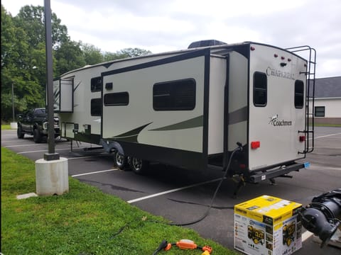 WHY CAMP, WHEN YOU CAN GLAMP?!  (DELIVERY ONLY) Towable trailer in Manchester