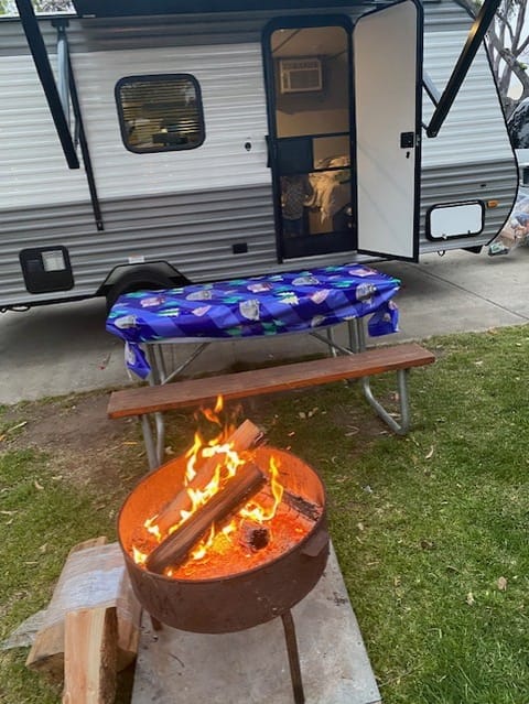 Out doors camping