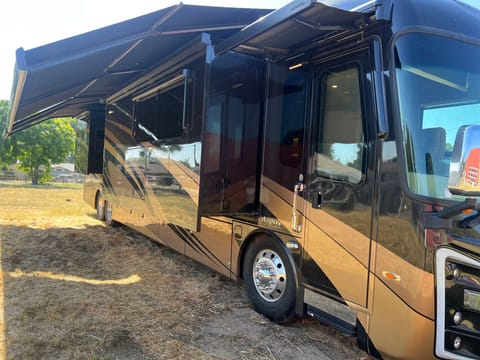 Luxurious Entegra Aspire w/Bunk Beds Fahrzeug in Yorba Linda