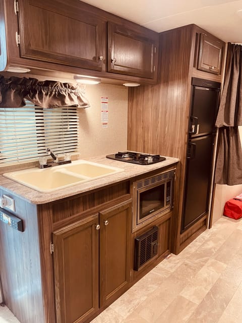 2019 Coachmen Apex Nano BunkHouse Towable trailer in Olive Branch