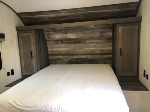 2023 Grand River 25BH Towable trailer in Niagara Falls